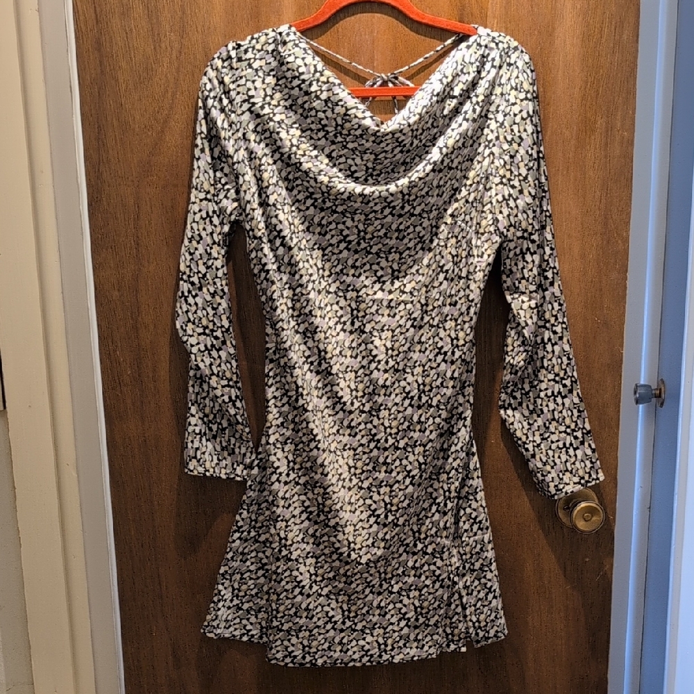 Astr Monochrome Patterned Long Sleeve Dress